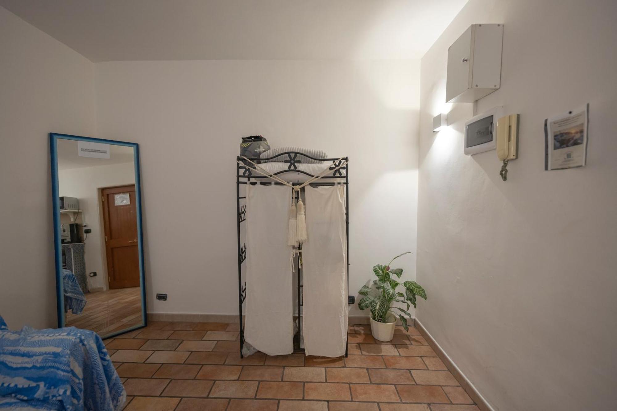 Appartamento Lighthouse Taranto Esterno foto
