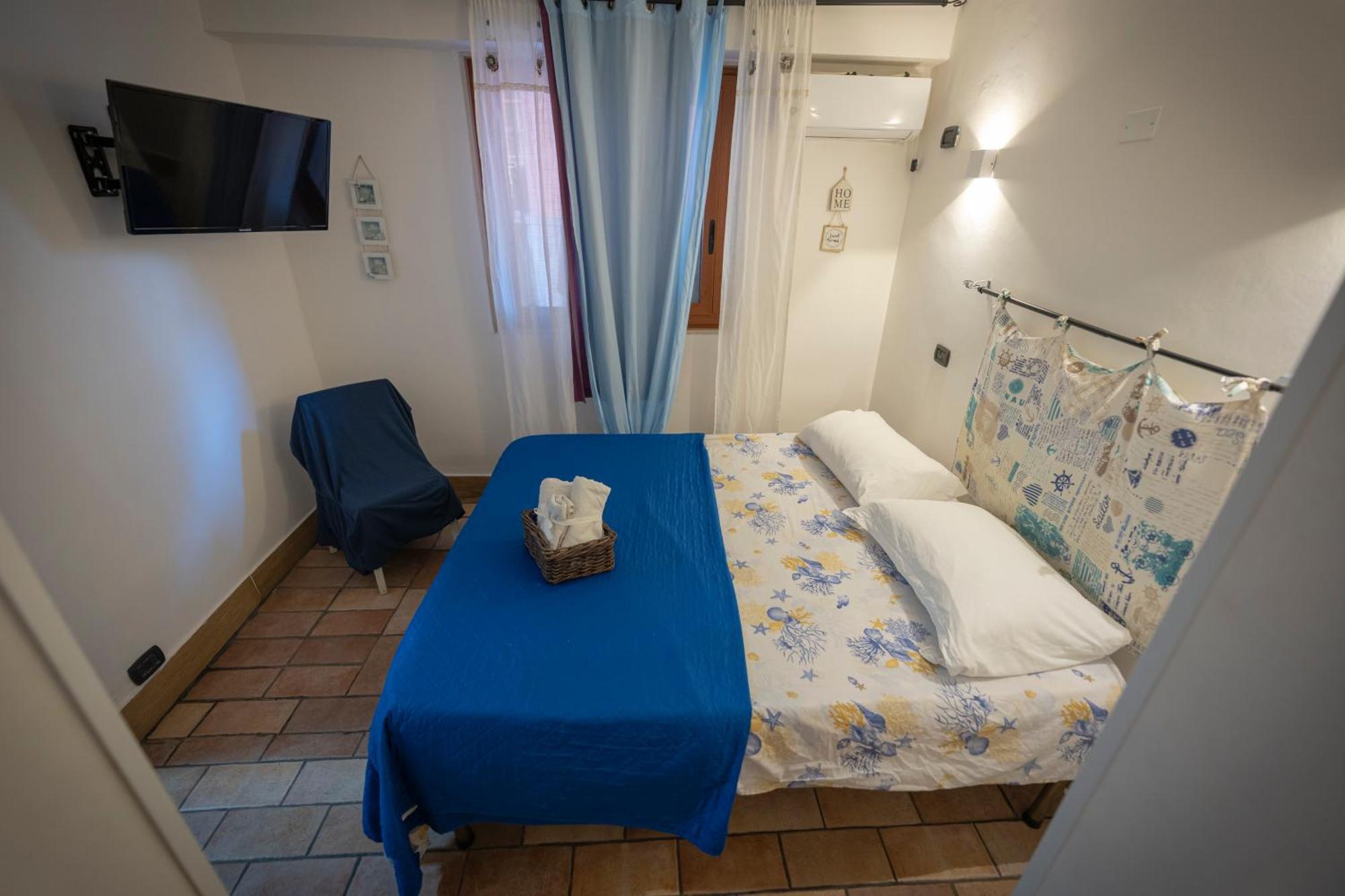 Appartamento Lighthouse Taranto Esterno foto